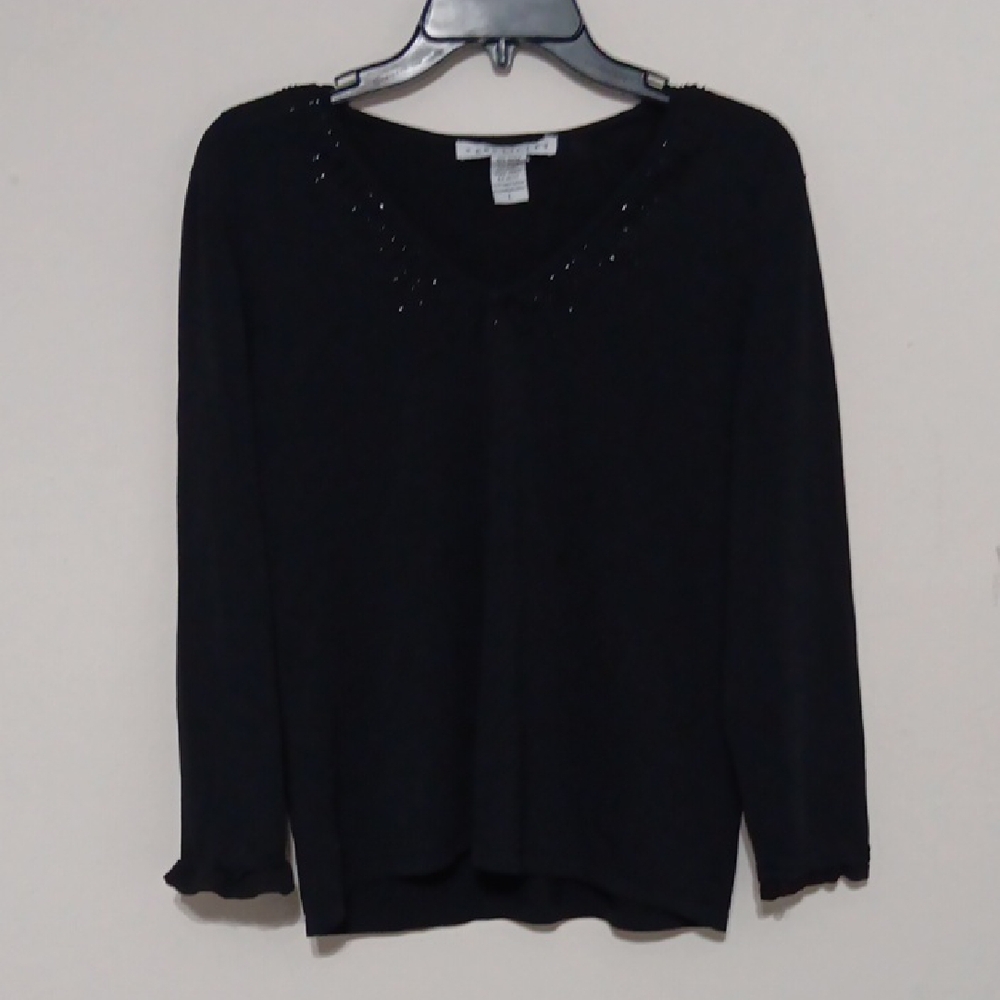 Black Embellished V-Neck Long Sleeve Top - Women's 21-23" Ptp
